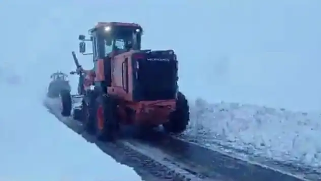 Siirt'te Kar Nedeniyle Kapanan Yollar Ulaşıma Açıldı