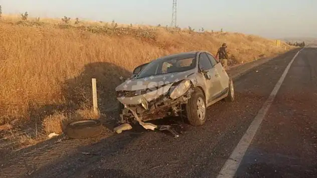  Siirt'te Kontrolden Çıkan Araç Takla Attı