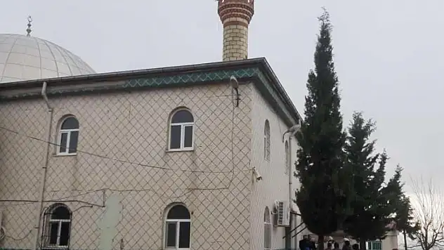 Siirt'te Minareye Yıldırım Düştü!