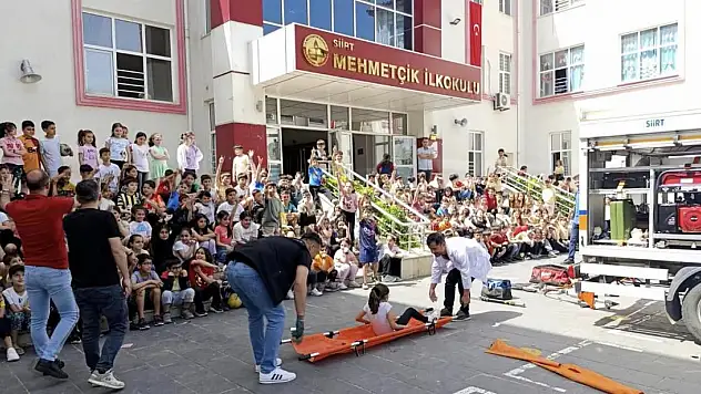 Siirt'te Öğrencilere Afet Farkındalık Eğitimi