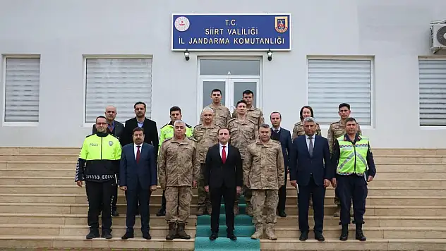 SİİRT'TE 'ÖNLEM AL, HAYATTA KAL' PROTOKOLÜ VKS TOPLANTISI GERÇEKLEŞTİRİLDİ