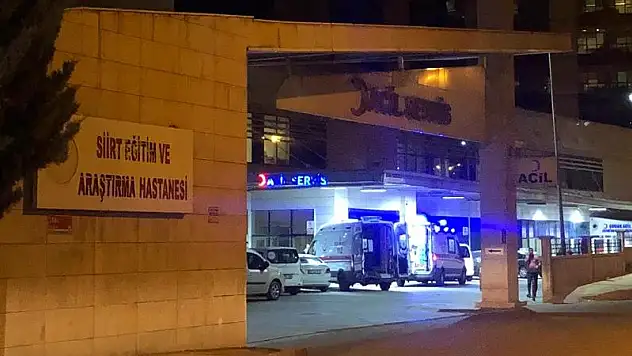 Siirt'te Perde Asarken Merdivenden Düşen Kadın, Ağır Şekilde Yaralandı