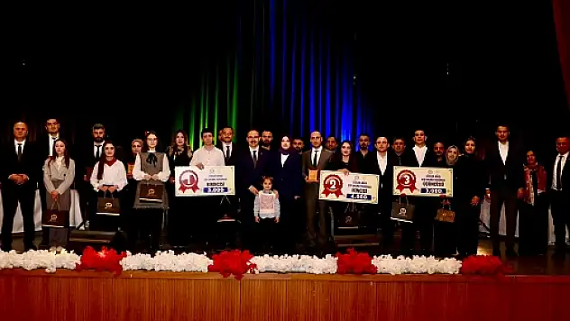 Siirt'te Şiir Dolu Bir Akşam