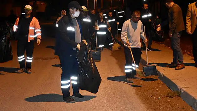 Siirt'te ' Temiz Kent' Sloganıyla Başlatılan Temizlik Seferberliği Devam Ediyor