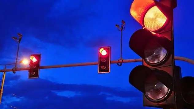 Siirt'te Trafik Işıkları Bakım Bekliyor!