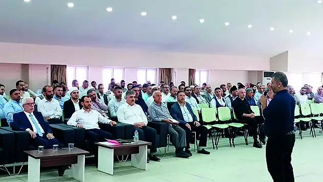 Siirt'te Yaz Kur'an Kursları Semineri Düzenlendi