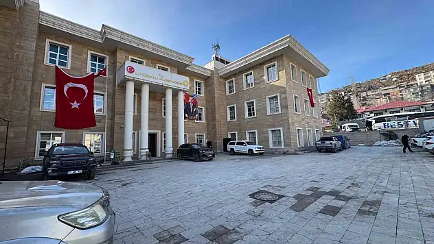 Şırnak'ta göçmen kaçakçılığı yapan muhtar tutuklandı