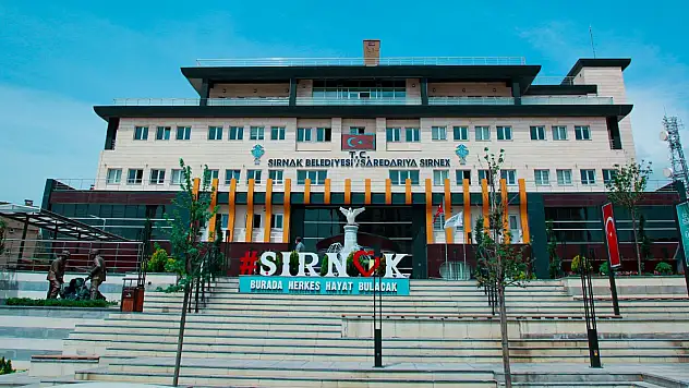 Şırnaklı Gençler, Müjde! Şehir Dışında Okuyana Belediyeden Para Desteği!