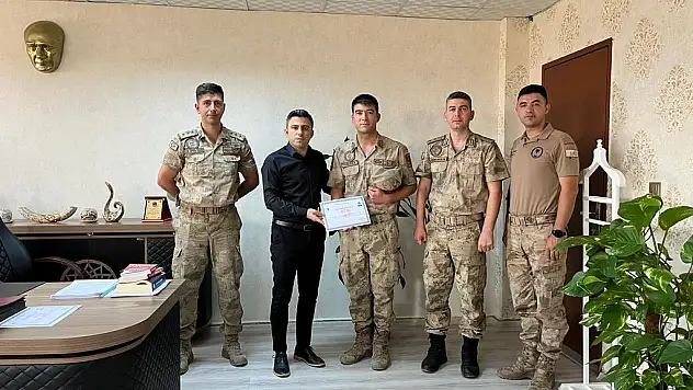 Şirvan kaymakamı Emrah Bütün  Jandarma Personelini Kabul Etti
