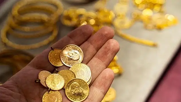 Son Dakika: Siirt'te Gram Altın 5.900 Sınırını Geçti! İşte Güncel Fiyatlar