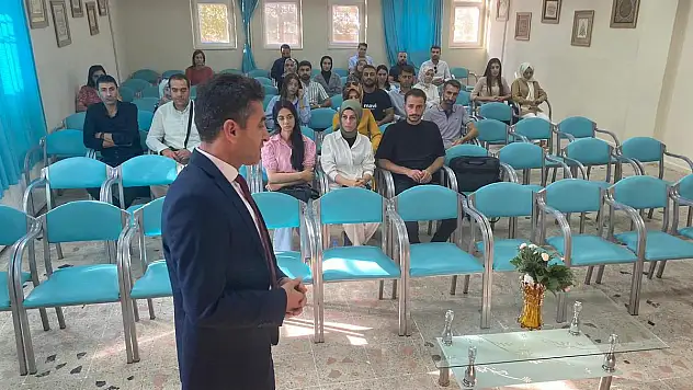 Sözleşmeli Öğretmenlere  Seminer Verildi