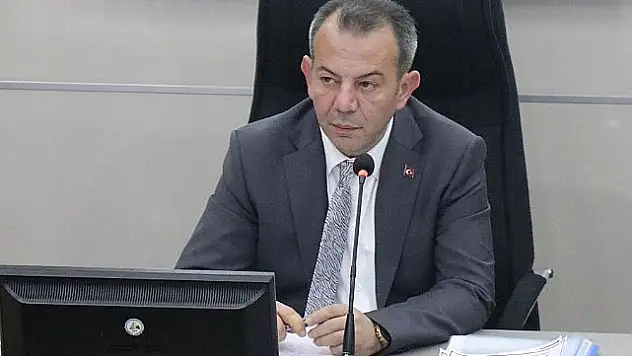 Tanju Özcan CHP'den İhraç Edildi