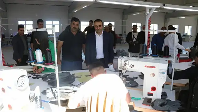 Tekstil Kent Fabrikasında İlk Üretime Başlandı