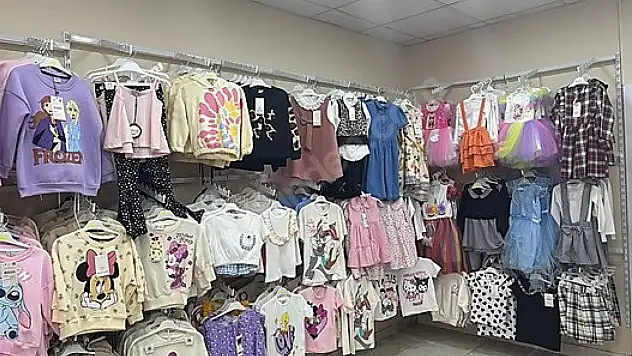 Ticaret Bakanlığı Alarm Verdi: İki Çocuk Giyim Ürününün Satışı Yasaklandı, Piyasadan Toplatılıyor