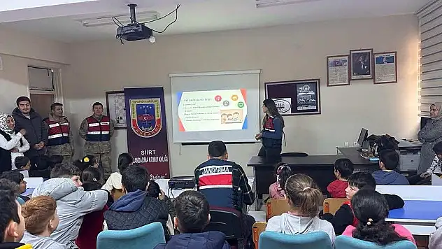 Tillo'da Öğrenci ve Öğretmenlere Siber Farkındalık Eğitimi Verildi