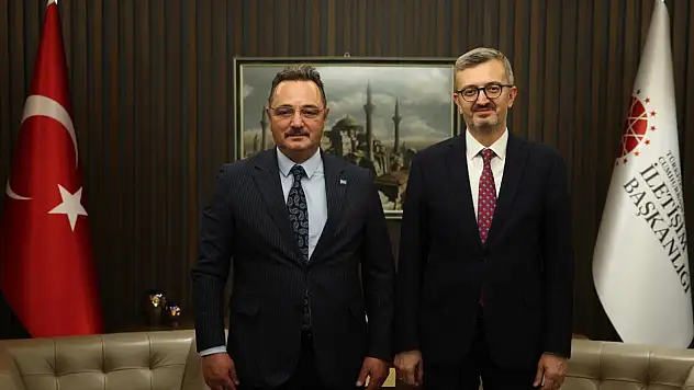 TİMBİR Heyeti, İletişim Başkanı Burhanettin Duran'ı Ziyaret Etti