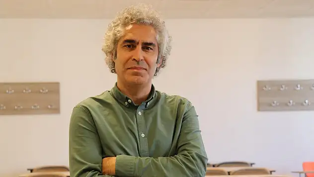 Trafikte Kulaklıkla Yüksek Ses Müzik Düşmanlaşabiliyor!