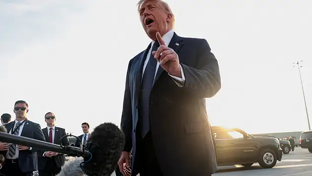 Trump'tan Hürmüz Boğazı Tehdidi: Kapatılırsa İran'ı Yok Ederiz