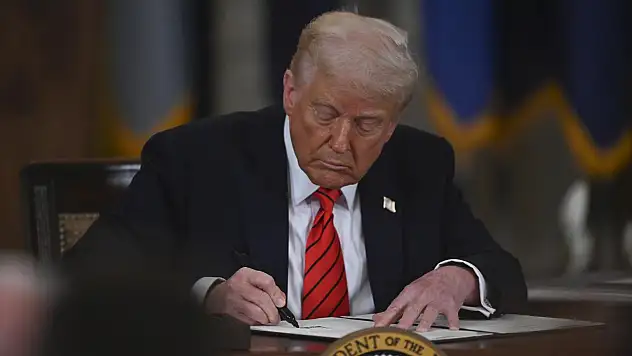 Trump'tan İran'la Ticaret Yapan Ülkelere Yüzde 25 Vergi Kararı: Küresel Etkisi Büyük Olacak