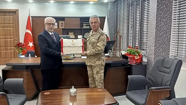 Tuğgeneral Uğur Özmen'den Müftü Şakir Pinal'e Ziyaret