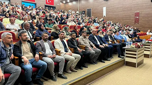 TÜGVA Siirt'te İhtisas Akademi Programı Düzenledi