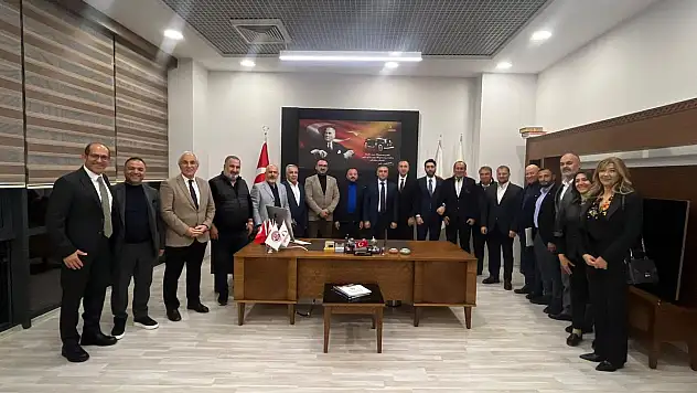 Türk Dünyası İş Konseyinin Hayata Geçireceği Yerli ve Milli Haberleşme Cihazı İçin Adımlar Hızlandı