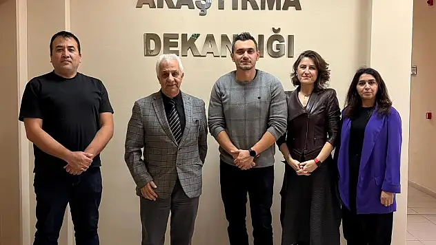 Türk Dünyası Öğrenci Zirvesinin Organizasyonu Siirtli Hemşerimiz Tarafından Yapılıyor