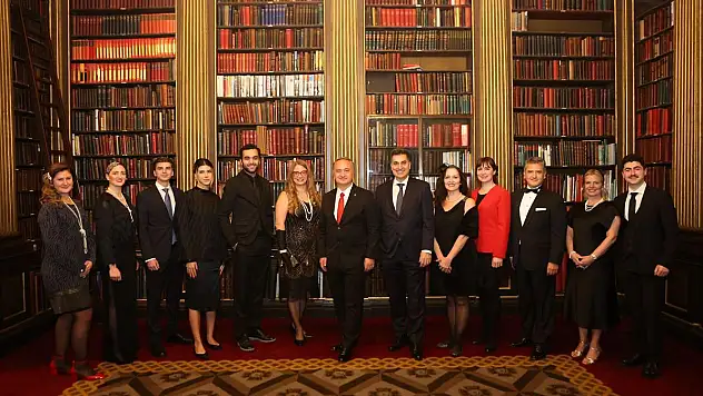 Türk Eğitim Derneği 1920'ler Temalı 'Atatürk Dönemine Yolculuk' Cumhuriyet ve Atatürk'ü Anma Organizasyonu Gerçekleştirdi