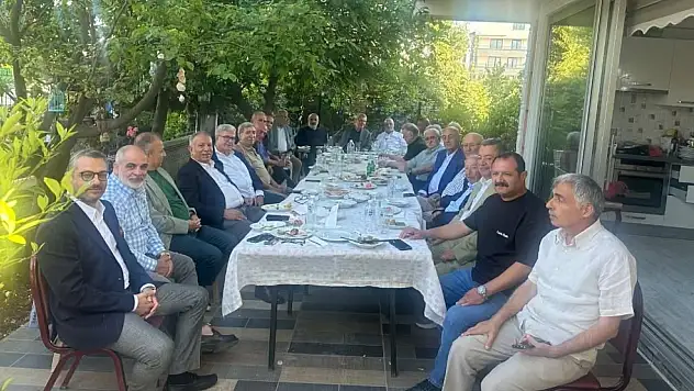 Türkiye'nin Önde Gelen Siirtli İsimleri İstanbul'da Buluştu