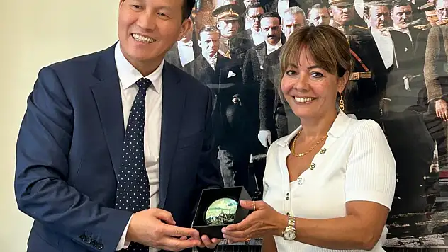 ULUSLARARASI 'AKADEMİK İŞ BİRLİĞİ' ANLAŞMASININ İMZASI ATILDI