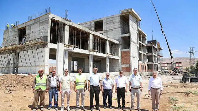 Rektör Şındak: 'Üniversitemizin Geleceğine Yatırım Yapıyoruz'