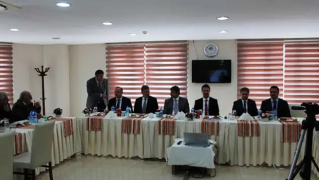 ÜNİVERSİTENİN SORUNLARINA NEŞTER VURAN  REKTÖR PROF. DR. MURAT ERMAN AÇIKLADI: