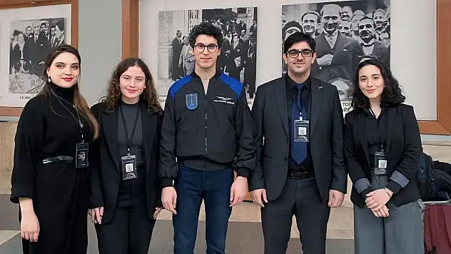 Üsküdar Üniversitesi'nden BİOROVER Ekibi, Türkiye'nin İlk Ay Misyonunda Yer Alıyor!