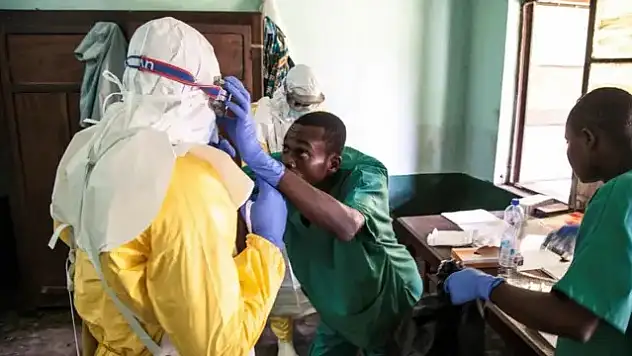 Uzmanlardan Ebola uyarısı: Vaka sayısı 20 bine ulaşabilir