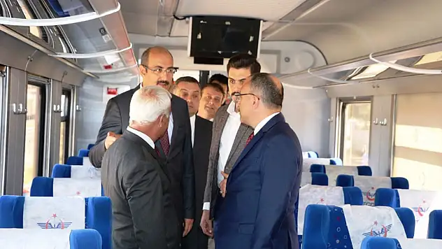 VALİ ATİK, 'KURTALAN EKSPRESİ' GEZGİNLERİN YENİ GÖZDESİ OLACAK'