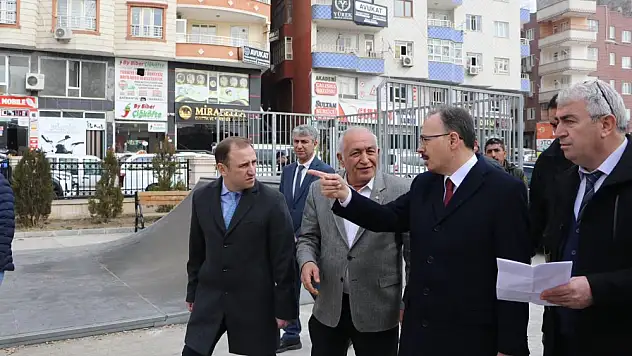 Vali/Belediye Başkan V.Kızılkaya, Daha Yaşanılabilir Bir Siirt İçin Sahada!