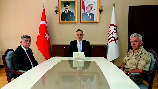 Vali Dr.Kemal Kızılkaya: Siirt'te Huzuru Bozacak Hiçbir Eyleme İzin Vermeyeceğiz!