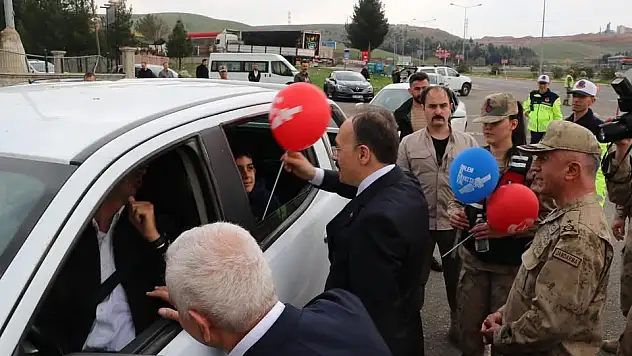 Vali Dr. Kemal Kızılkaya'dan Güvenlik Noktalarına Ziyaret