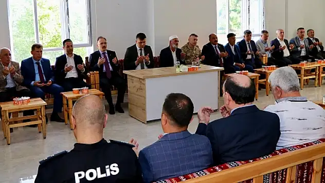 Vali Dr.Kemal Kızılkaya'dan Şehit Ailesine Ziyaret