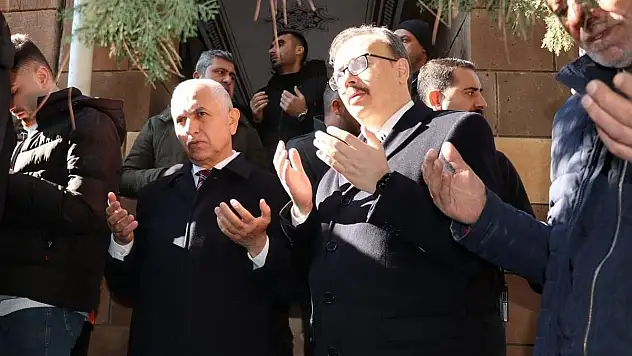 Vali Dr. Kızılkaya Cenaze Törenine Katıldı
