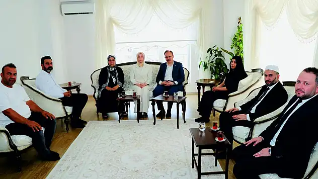 Vali Dr. Kızılkaya'dan Şehit Ailesine Ziyaret