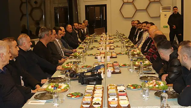 VALİ HACIBEKTAŞOĞLU, BASIN MENSUPLARIYLA  SAHUR PROGRAMINDA BİR ARAYA GELDİ