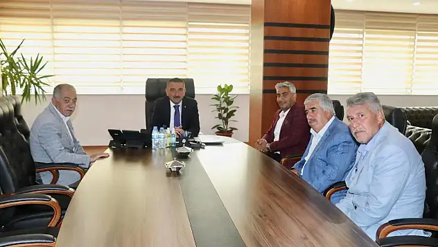 Vali Hacıbektaşoğlu, Köy Muhtarlarının Taleplerini Dinledi