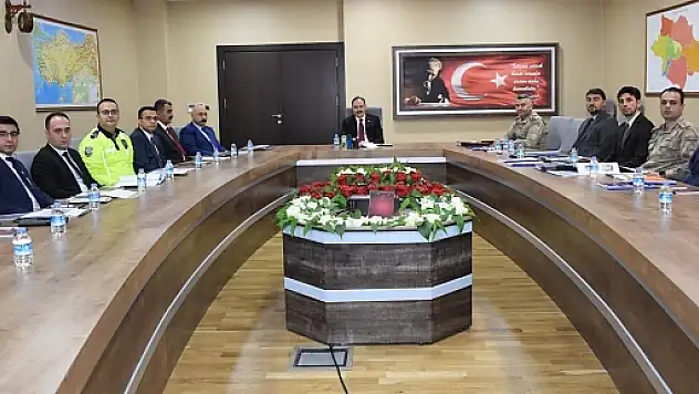 Vali Kızılkaya Başkanlığında İl Güvenlik ve Asayiş Koordinasyon Toplantısı Yapıldı