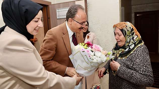 Vali Kızılkaya'dan Siirt Mutfağına Katkı Sunan Saliha Bayram'a Ziyaret