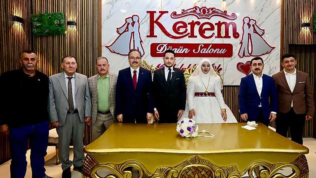Vali Kızılkaya, Nas ve Pizan ailelerinin düğün merasimine katıldı
