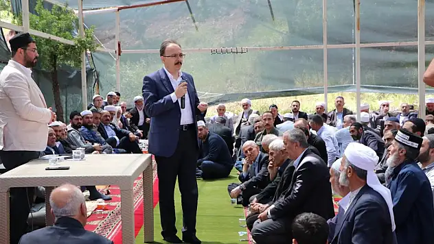 Vali Kızılkaya, Şeyh Muhammed Varkanisi Hazretlerini Anma Etkinliklerine Katıldı