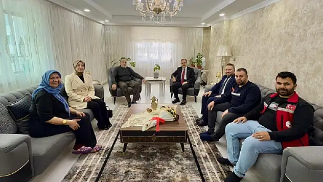 Vali Kızılkaya'dan Şehit Ailesine Ziyaret