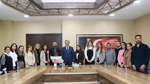 Vali Kızılkaya'dan 'Sende Bir Fidan Dik Projesi' Gönüllülerine Tebrik