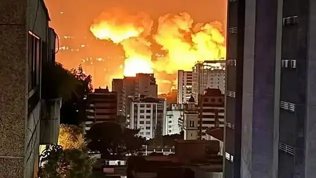 Venezuela'yı Bombalayan Trump'a İlk Tebrik: 'Yaşasın Özgürlük'